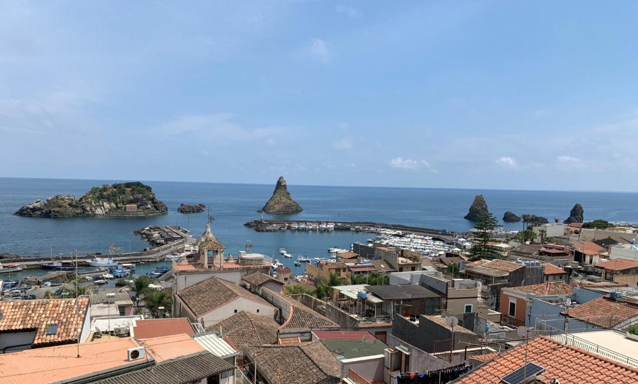 Casa Vacanze Rosa Aci Trezza Bagian luar foto