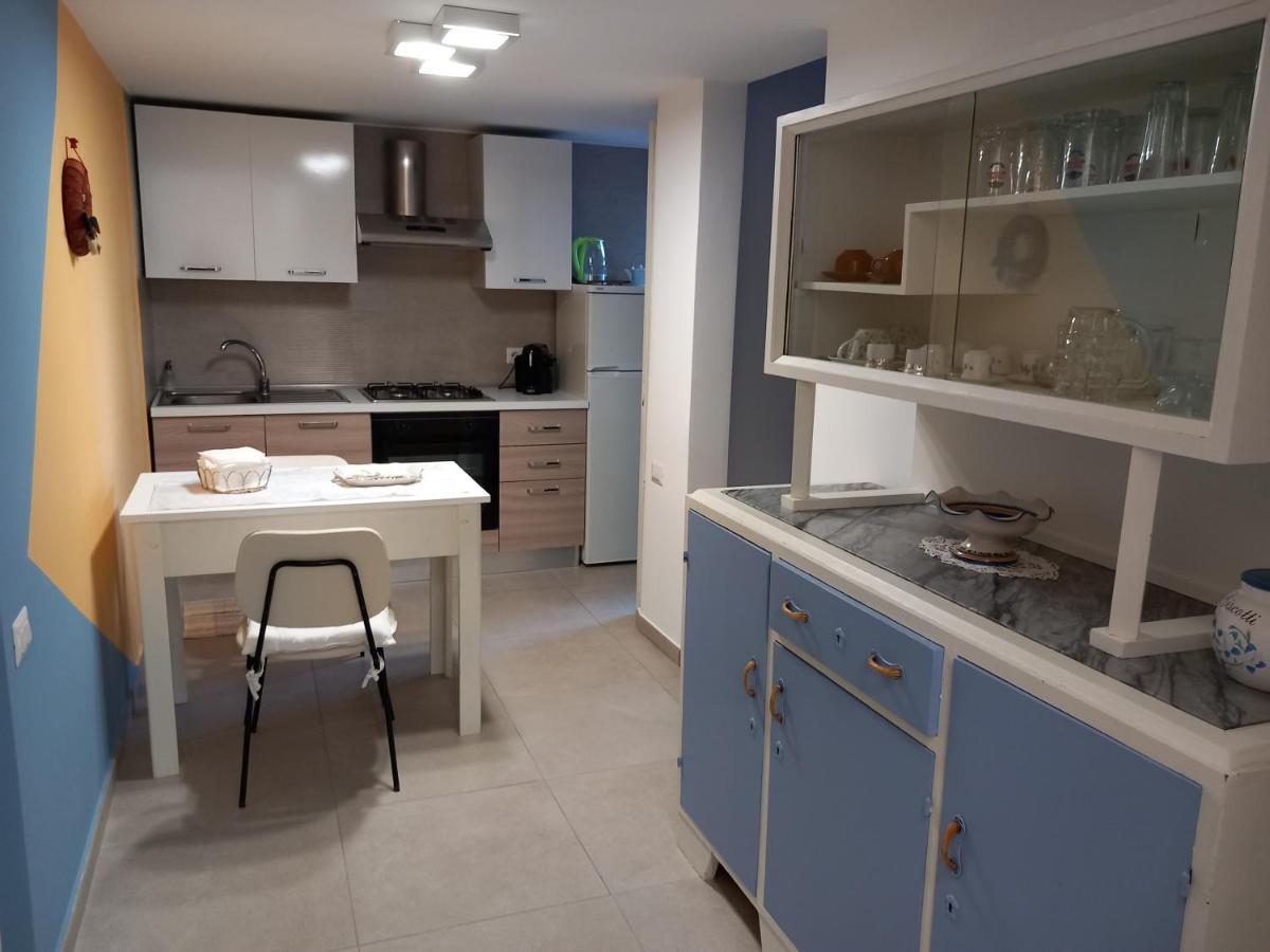 Casa Vacanze Rosa Aci Trezza Bagian luar foto